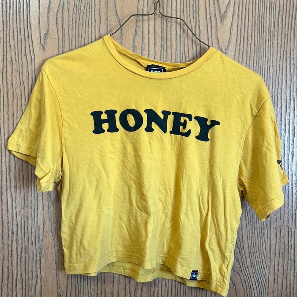 Medium Riot Queen Yellow Crop Top